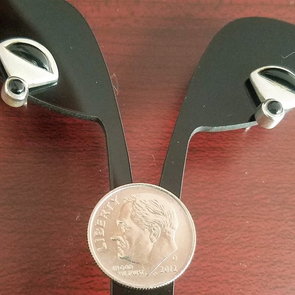 Last pair! Onyx brushed Sterling Silver geometric earrings - Picture 8 of 9